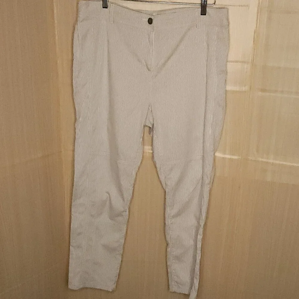 Chico's Tan White Pinstripe Casual Pants Medium - Picture 3 of 10